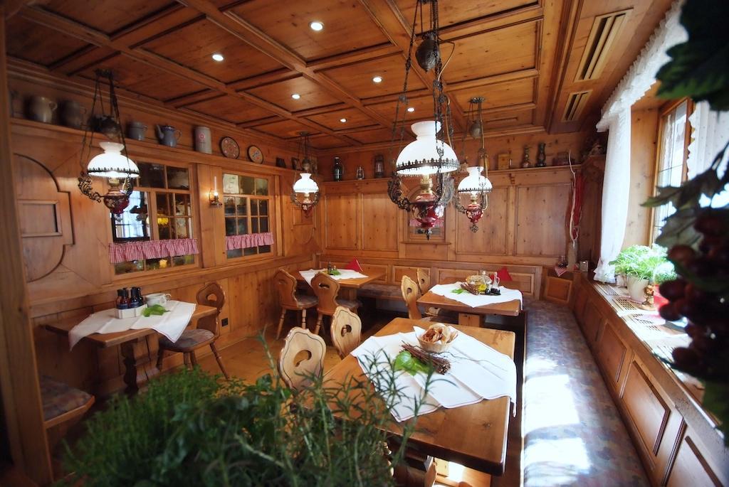 Loewen Hotel & Restaurant Wendlingen am Neckar Esterno foto